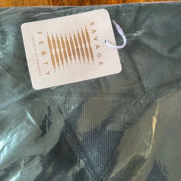 Savage X Fenty Black Caviar Longsleeve Oversized Xssential Drawstring Hoodie - Picture 17 of 17